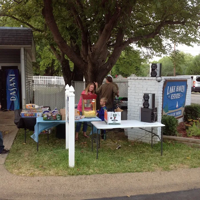 Lake Haven Estates Mobile Home Picture 7