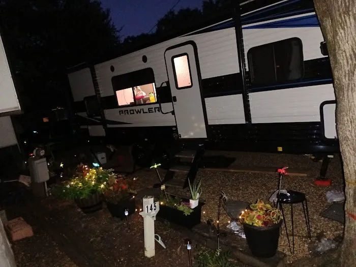 Destiny Dallas RV Resort Picture 2
