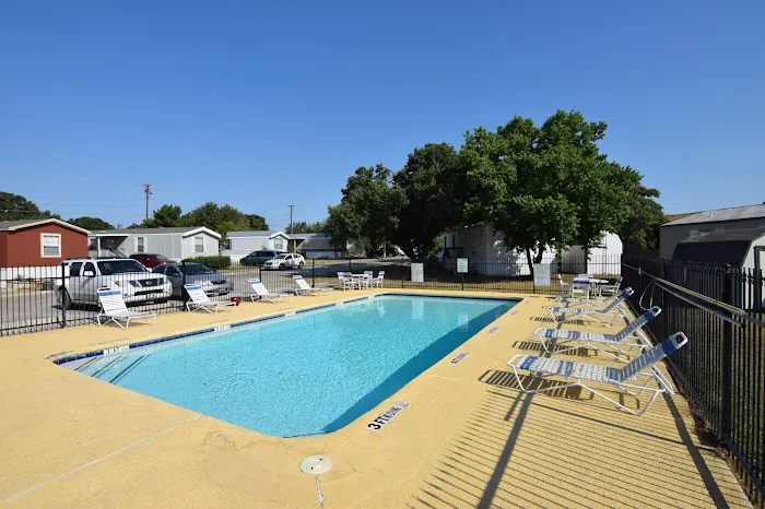 Pecan Creek Manufactured Home Community Picture 4