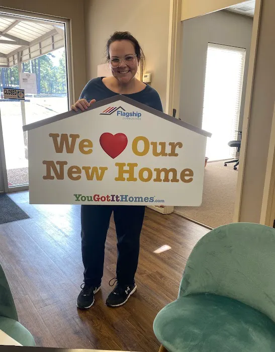 Cool Springs Pointe Mobile Home Park Picture 8