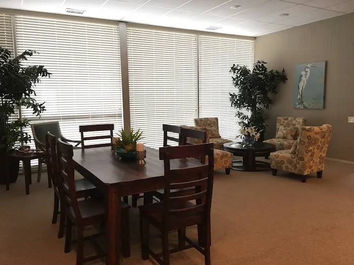 Cool Springs Pointe Mobile Home Park Picture 3