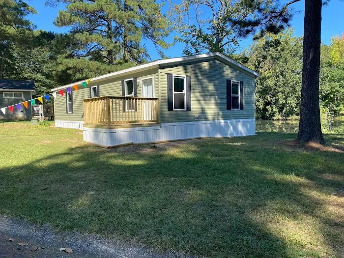 Cool Springs Pointe Mobile Home Park Picture 10