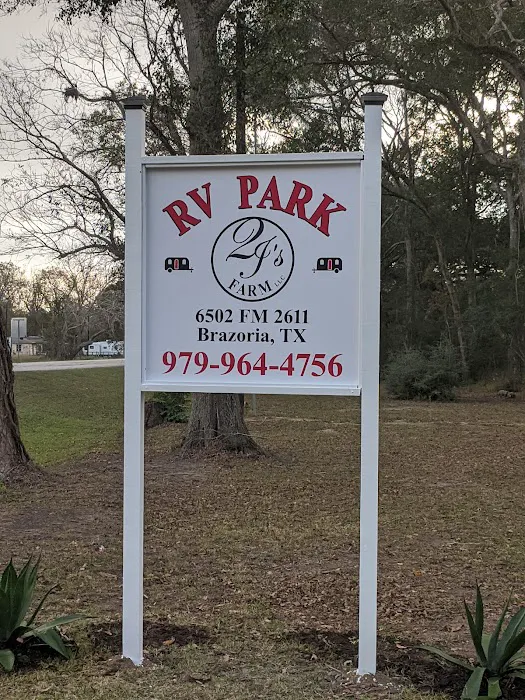 RV Park at 2 J's Farm Picture 2