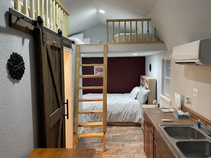 TripL RV Park Picture 2