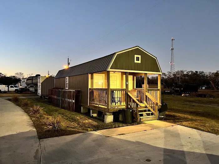 TripL RV Park Picture 4