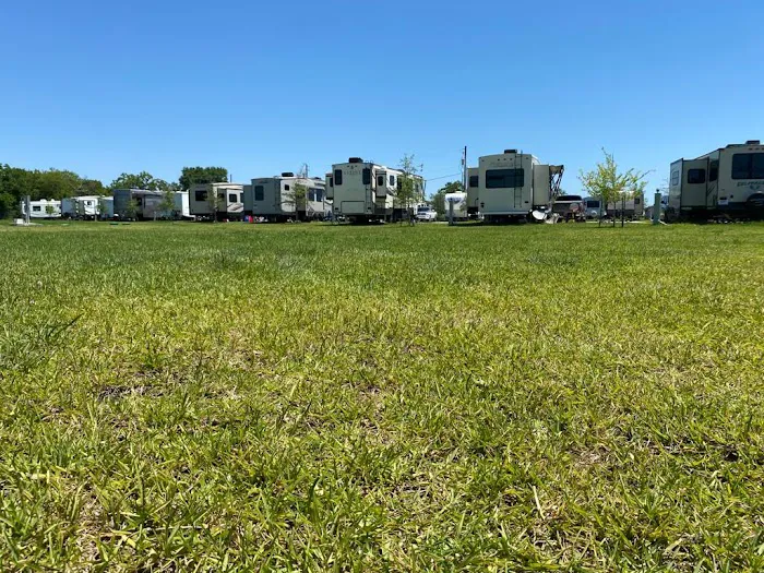 60 North RV Park Picture 4