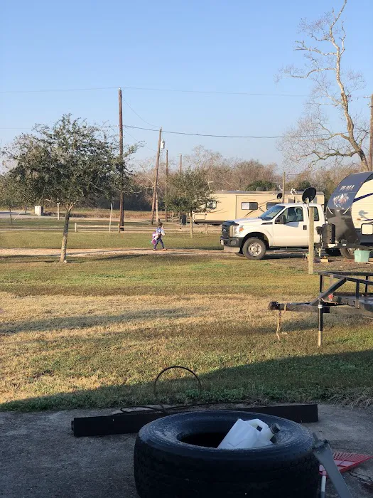 Barnyard RV Picture 6