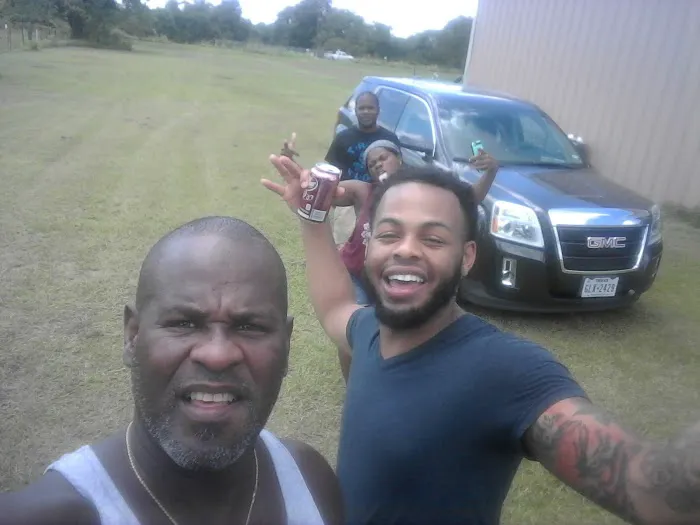 Travelers Paradise RV Park Picture 8