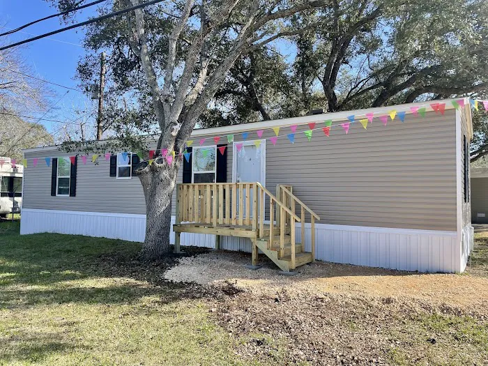 Bay City Mobile Home & RV Park, LLC Picture 9