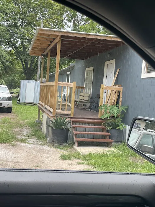 Bay City Mobile Home & RV Park, LLC Picture 4