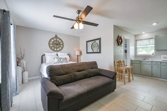 John's RV Park Picture 9