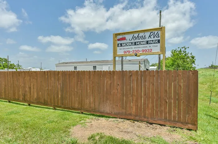 John's RV Park Picture 8