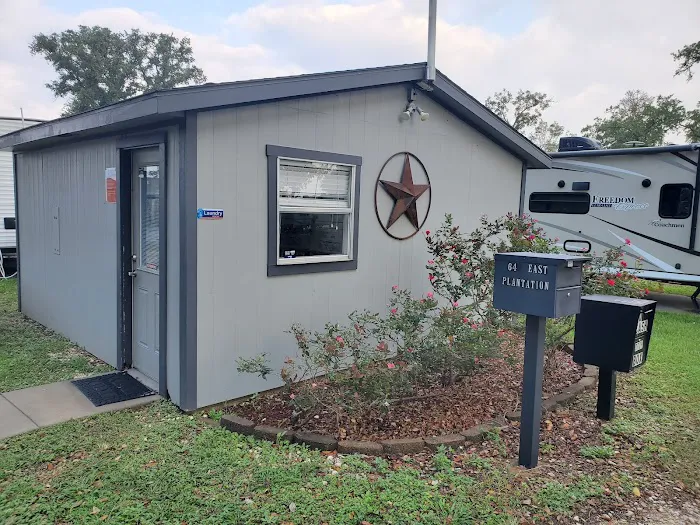 Plantation Oaks RV Park Picture 3
