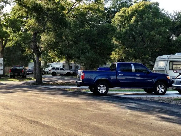 Plantation Oaks RV Park Picture 4