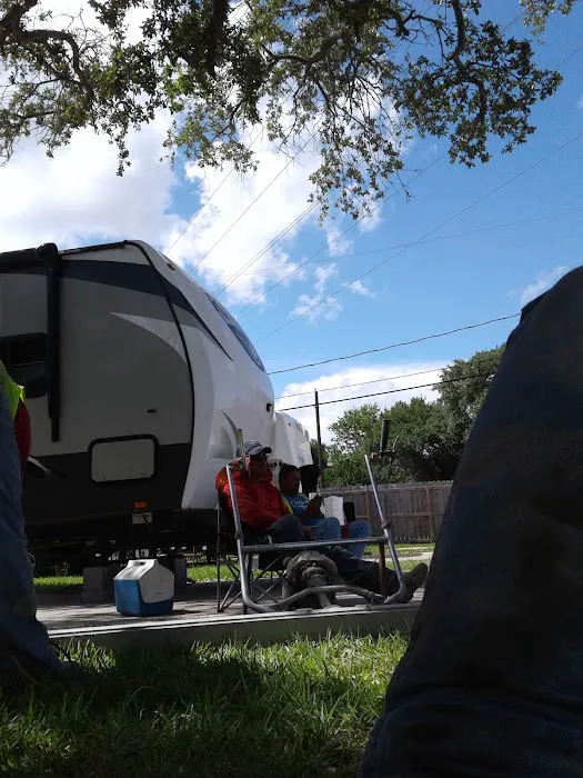 Plantation Oaks RV Park Picture 7