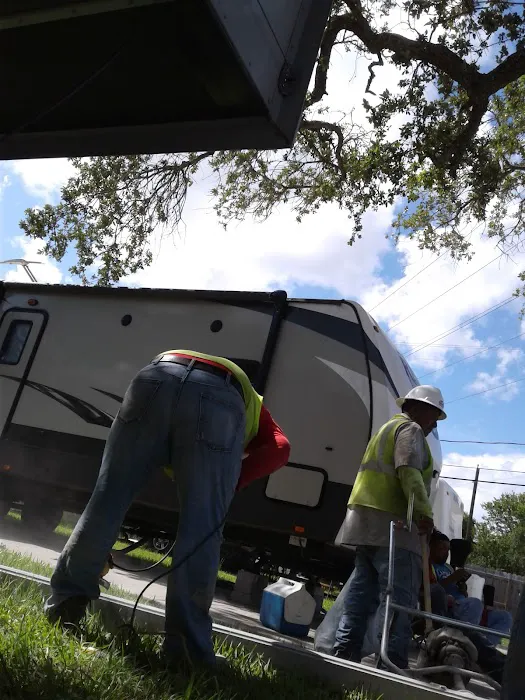 Plantation Oaks RV Park Picture 6