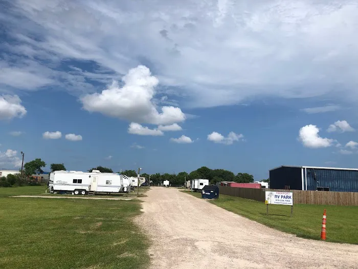 Freeport RV Park Picture 3