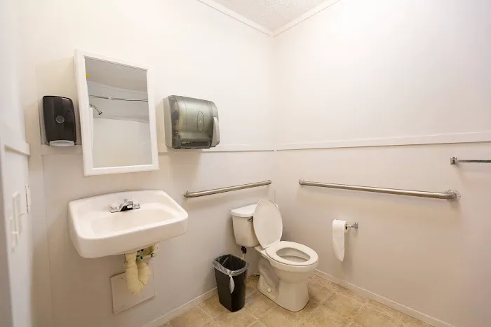 The Pines at Bastrop RV Park Picture 2