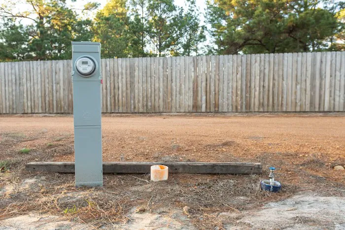 The Pines at Bastrop RV Park Picture 10