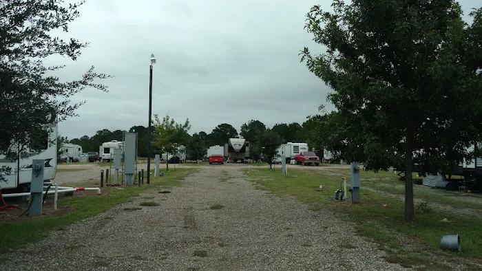 LBA (Lake Bastrop Acres) RV PARK Picture 4