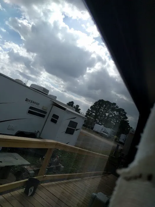 LBA (Lake Bastrop Acres) RV PARK Picture 5