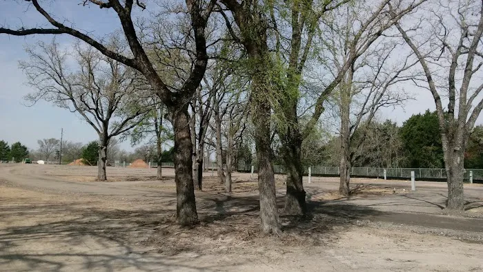 Sunny Bastrop RV Park Picture 1