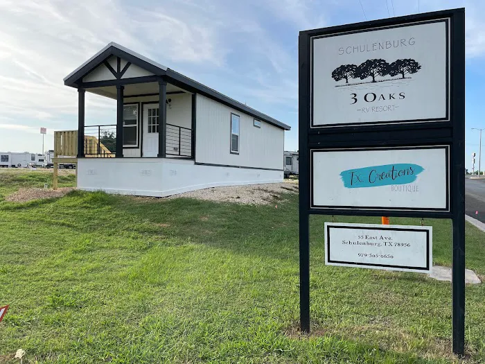 Schulenburg 3 Oaks RV Resort Picture 8