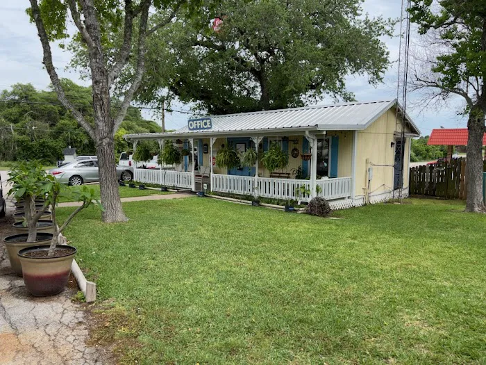 Schulenburg RV Campground Picture 10