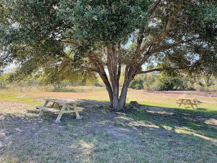 Under The Stars RV Park Picture 6