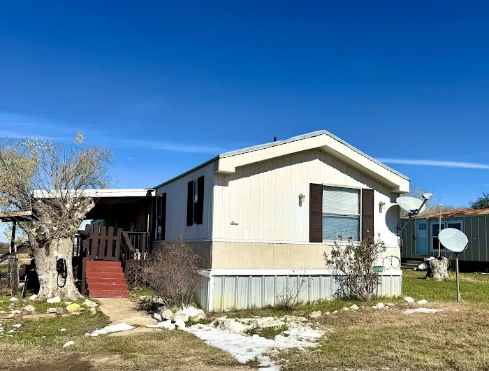 Hillside Weimar Mobile Home Park Picture 1