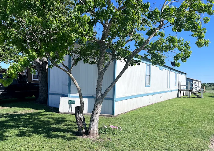 Hillside Weimar Mobile Home Park Picture 10