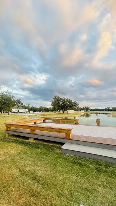 Bluebonnet Meadow RV Park Picture 7