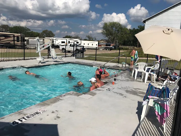 Lake Texoma RV Resort Picture 7