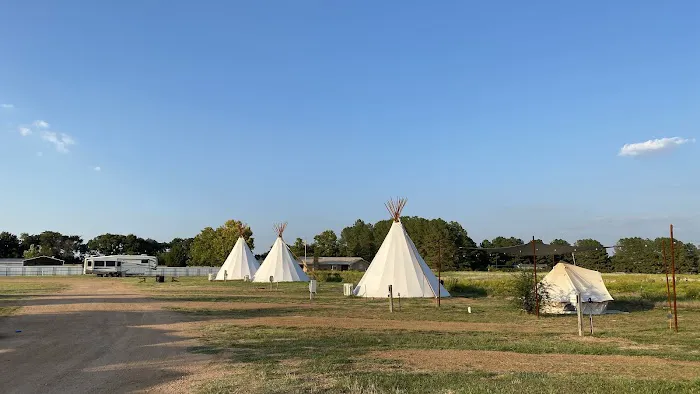 Red River RV Park Picture 1