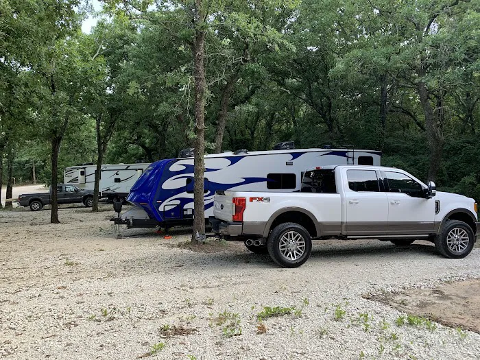 Oakview RV Park Picture 3