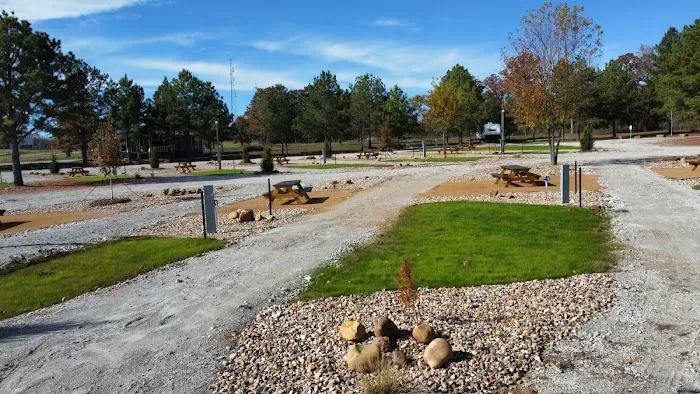 Cherokee Wild RV Resort Picture 7