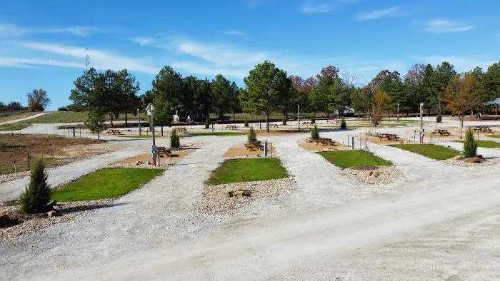 Cherokee Wild RV Resort Picture 3