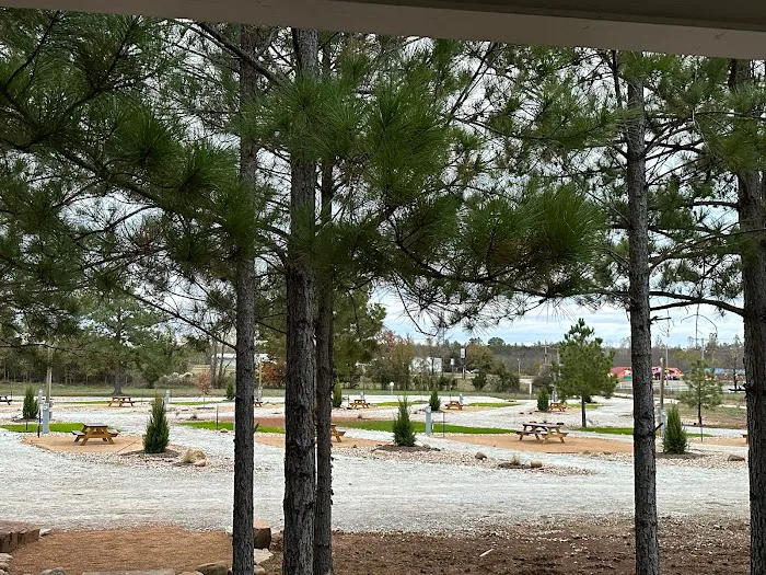 Cherokee Wild RV Resort Picture 4