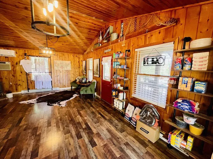 Pine Creek Hideaway Cabins & RV Resort Picture 6