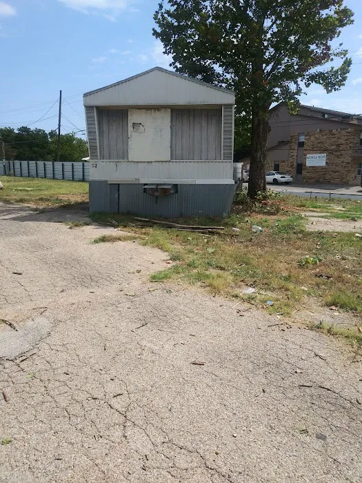 Brookfield Mobile Home Park Picture 2