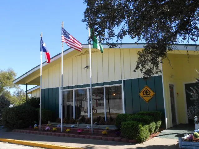 Cedar Grove Manufactured Home Comm Picture 8