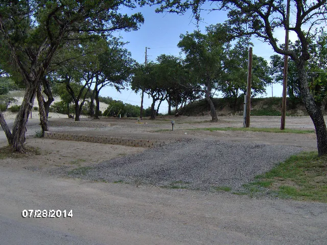 Cove RV Park Picture 9