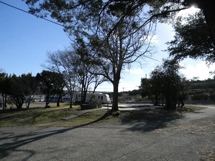 Cove RV Park Picture 5