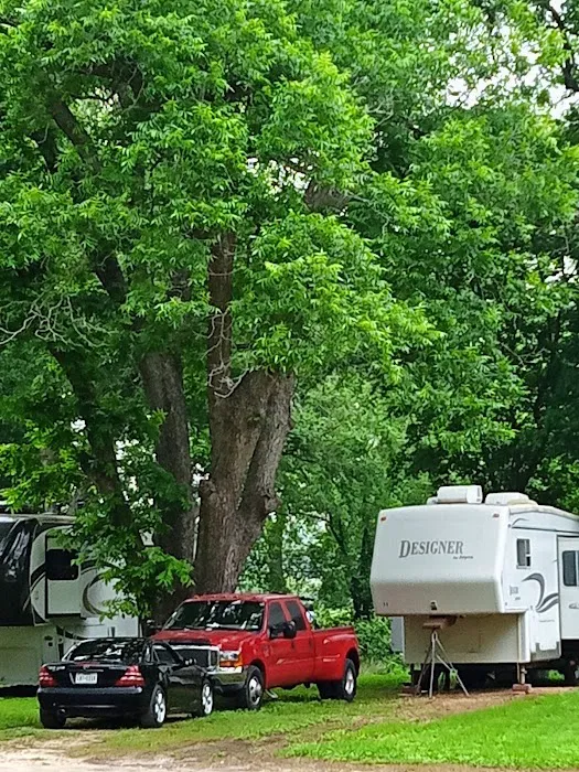 Pleasant Grove RV Park Picture 2