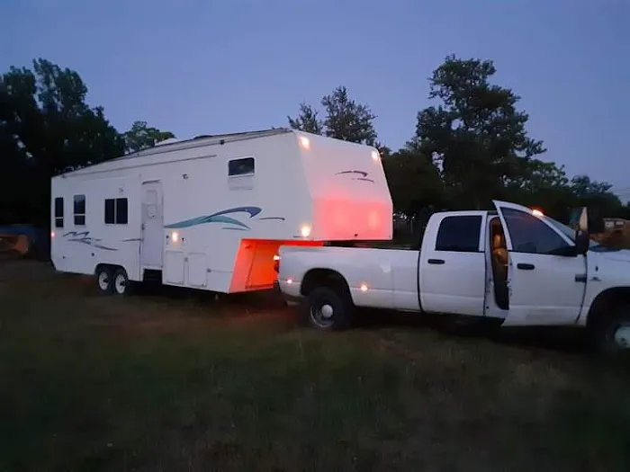 Shady Hill RV Park Picture 4