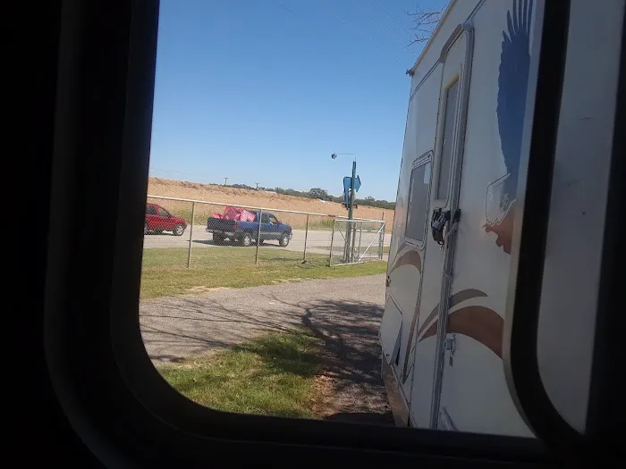 Shady Hill RV Park Picture 9