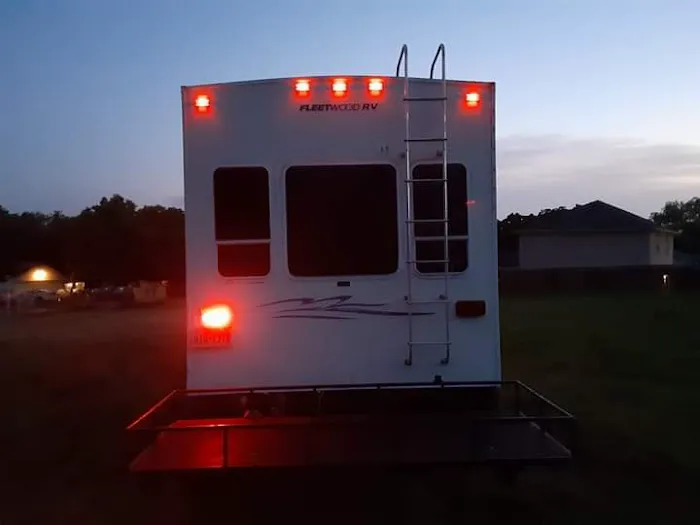 Shady Hill RV Park Picture 6