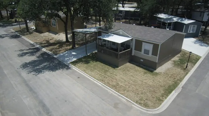 Green Oaks Mobile Home Community Picture 1