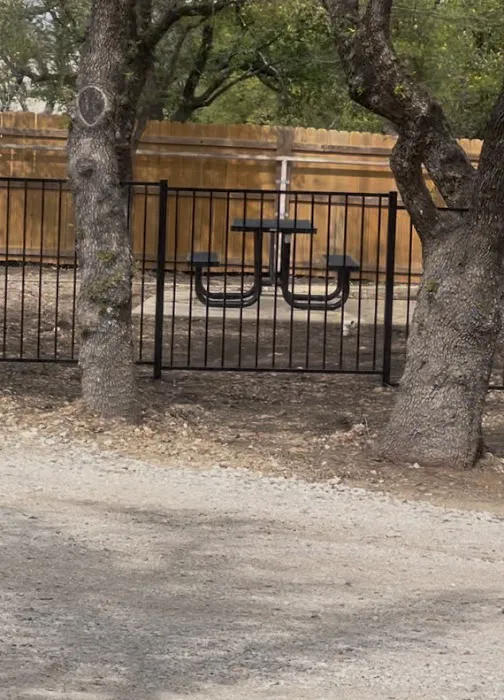 Lake Life RV Resort Picture 2