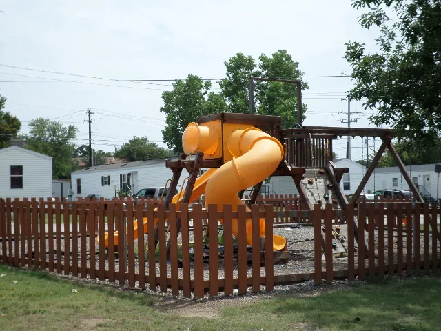 Country View Mobile Park Picture 4